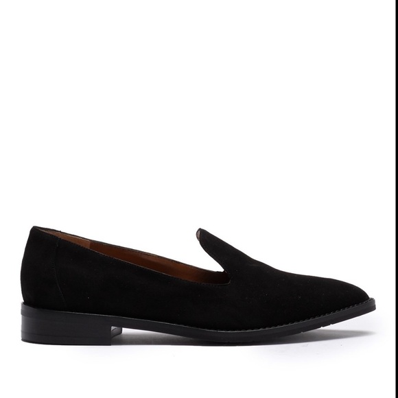 Aquatalia Black Suede Gilda Flats Size 6 1/2 - Picture 1 of 8
